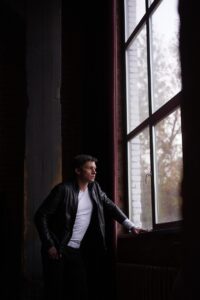 ニキビの悩みを解消するための皮膚科カウンセリングはどこで受けられる？