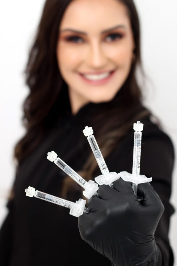 ニキビは本当に治る？美容皮膚科の専門家が教える治療法とは？